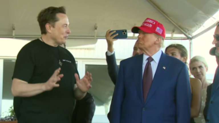 Trump Watches SpaceX Starship