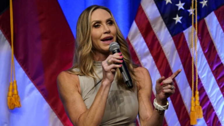 Lara Trump steps down