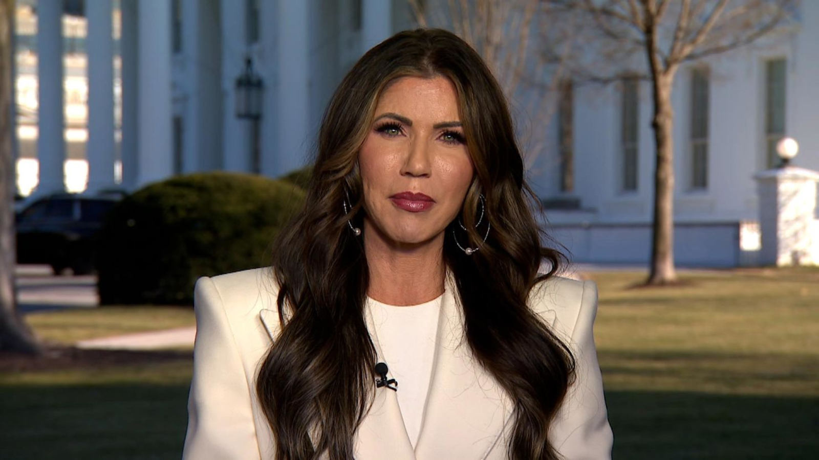 Kristi Noem's purse stolen