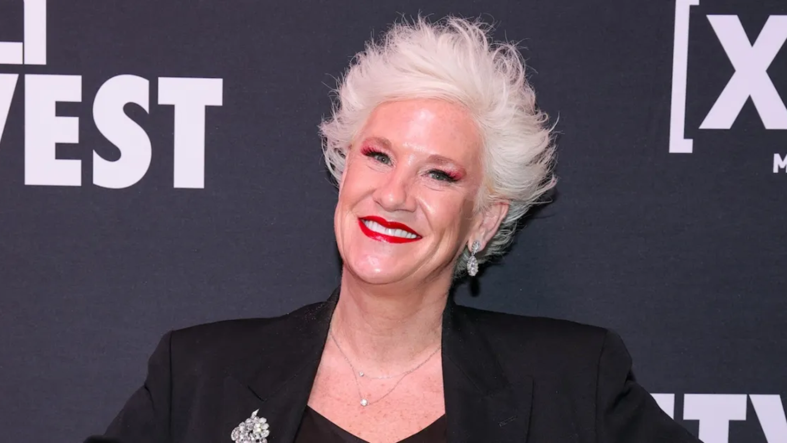 Food network Anne Burrell dead
