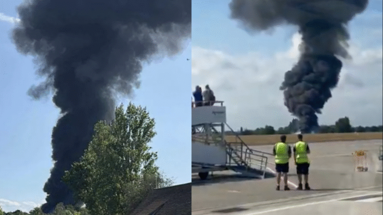 Airplane crashed London airport